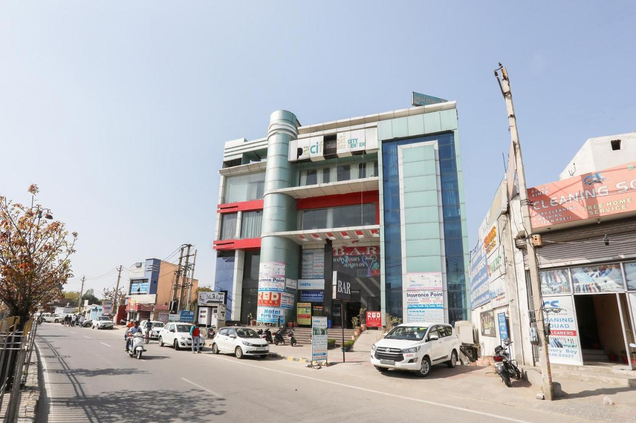 Oyo 35511 Hotel Park View Rohtak Exterior foto